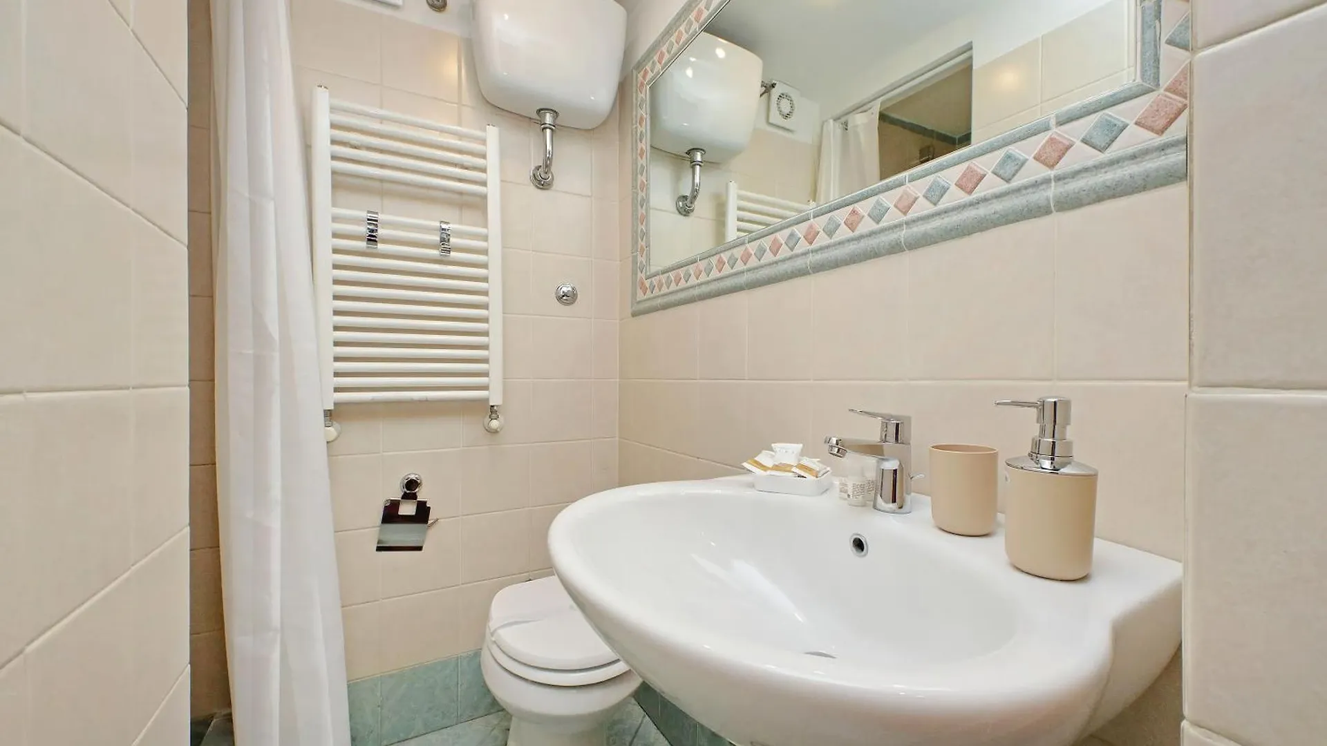 A 10 Minuti Da Fontana Di Trevi - Casa Signorile Apartment Rome